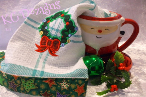 Christmas Wreath with Bow: Business Design Review